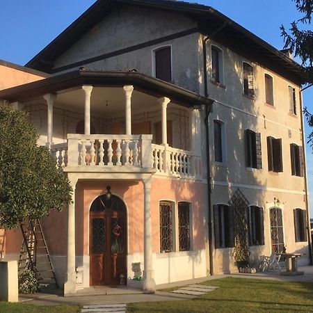 B&B Ernestine Family Home 卡内瓦 外观 照片