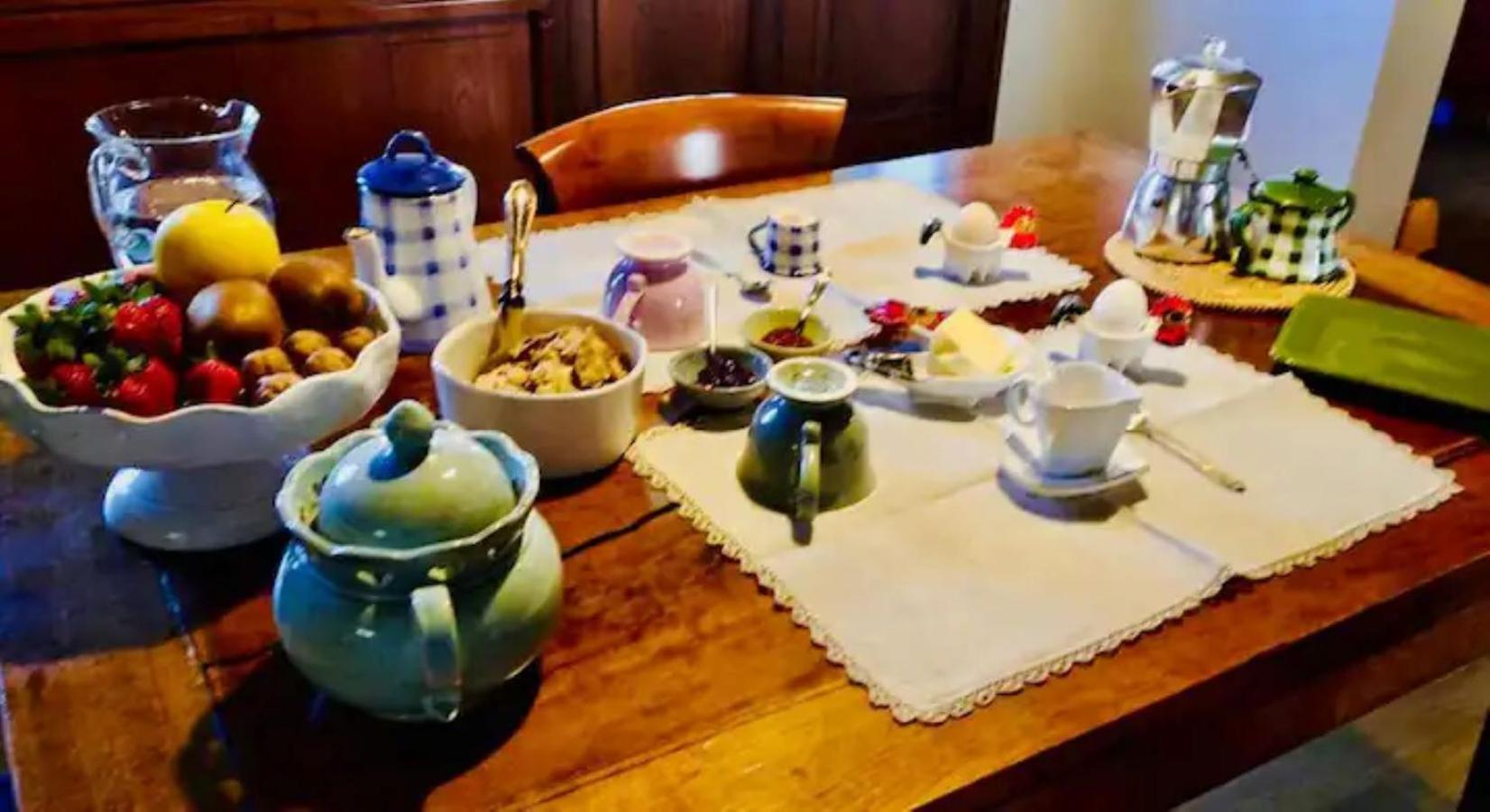 B&B Ernestine Family Home 卡内瓦 外观 照片